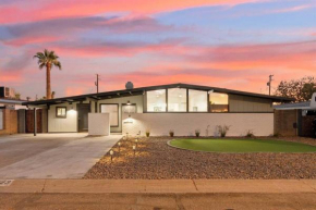 Mid-Century Modern Casita
